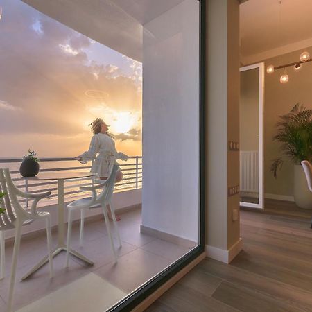 Iconic Salonica Suite Seafront Exterior foto