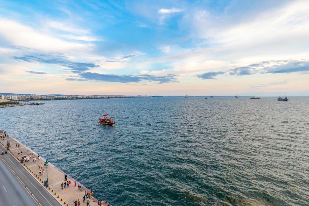 Iconic Salonica Suite Seafront Exterior foto