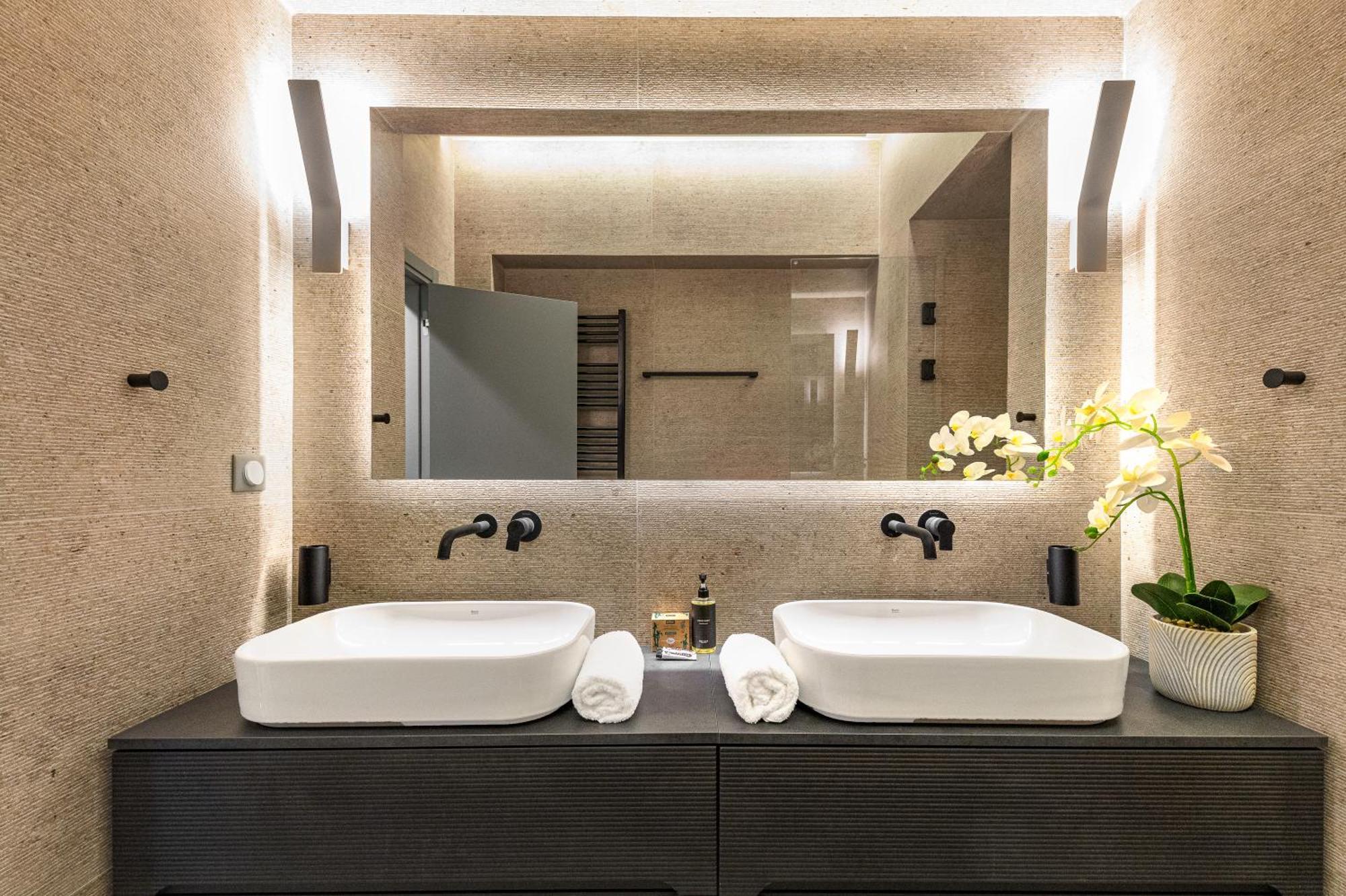 Iconic Salonica Suite Seafront Exterior foto